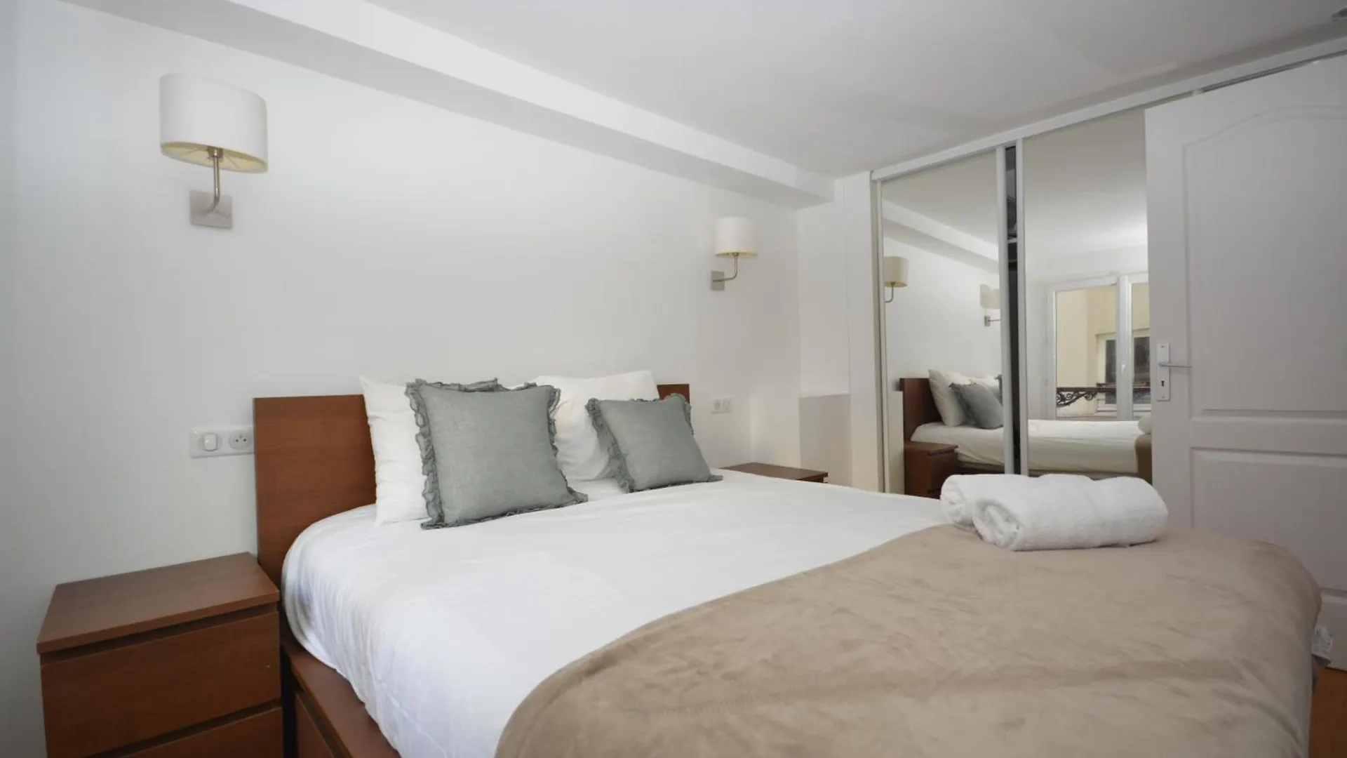 Hotel apartamentowy Rex Grands Boulevards Apartment Paryż